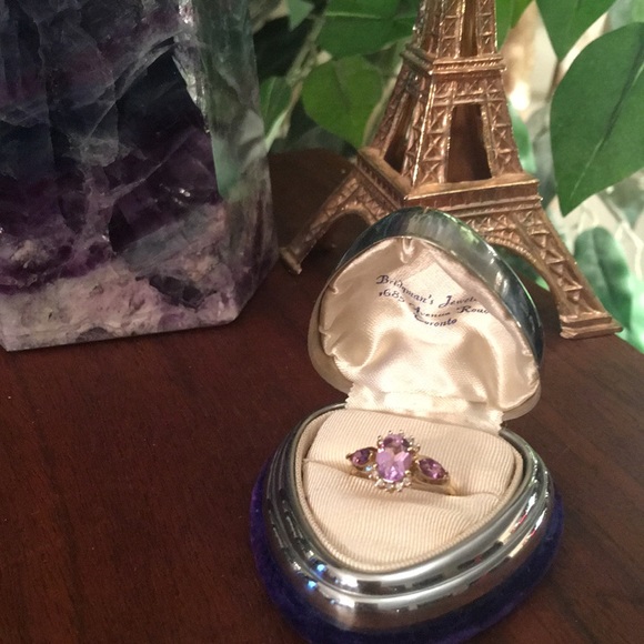 10k Gold Diamond & Amethys ring beautiful - Picture 5 of 13